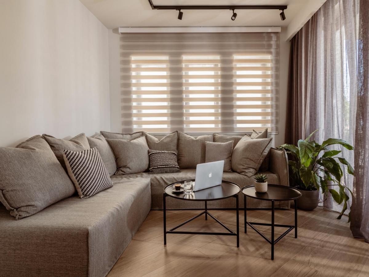 Point Ephemere Beachfront Apartments Закинтос Экстерьер фото