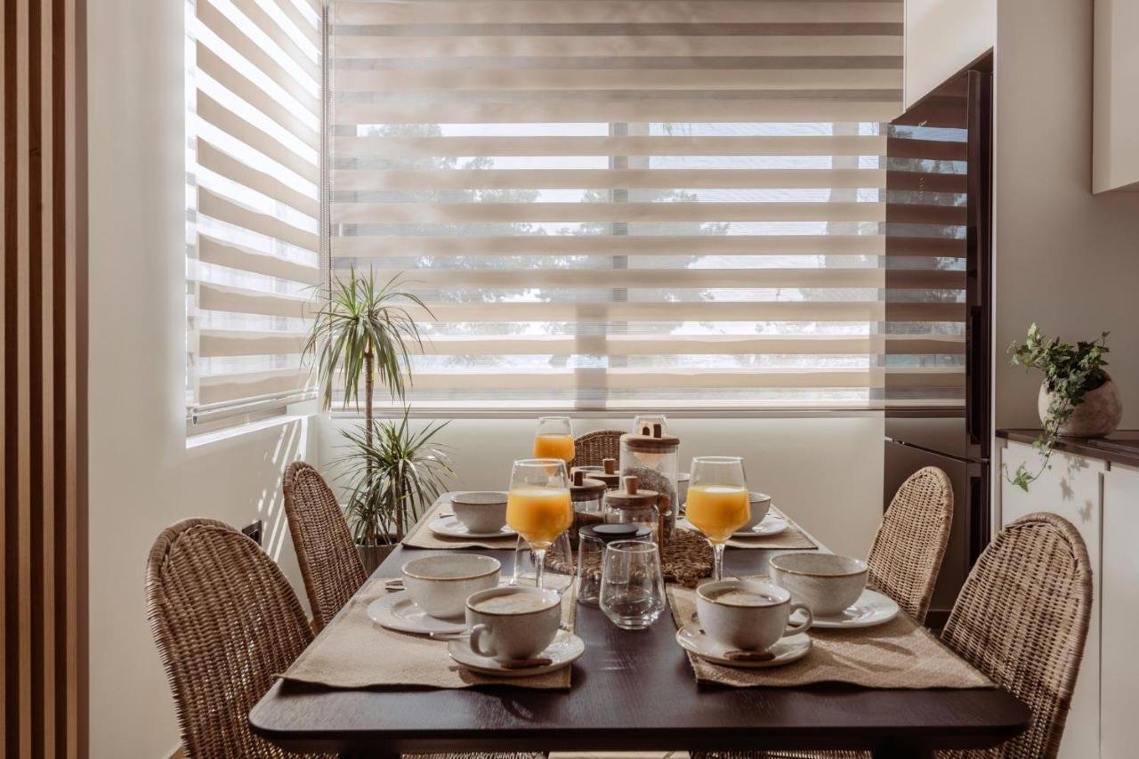 Point Ephemere Beachfront Apartments Закинтос Экстерьер фото